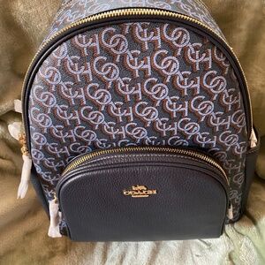 NWT COACH MGRM CT BKP NAVY.